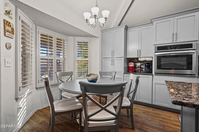 Building Photo - 14100 Ghost Flower St