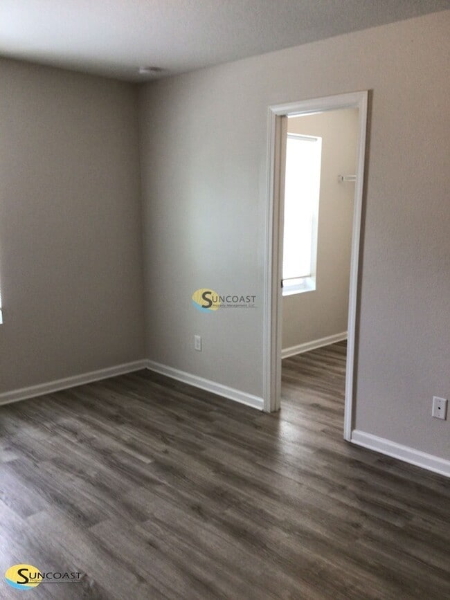 Building Photo - 8349 Homeport Ct