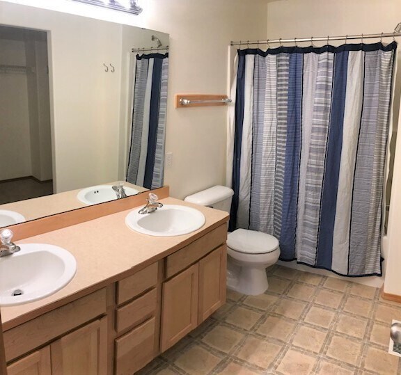 Building Photo - Mill Creek Beauty-Newly Updated and Rent Ready!