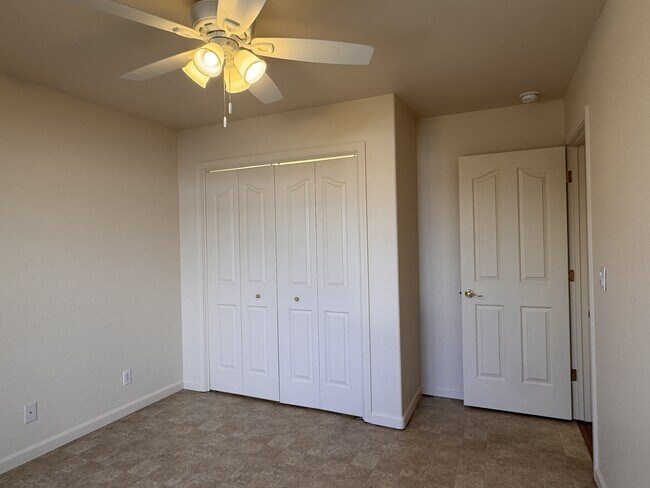 Building Photo - 124 Success Mine Loop