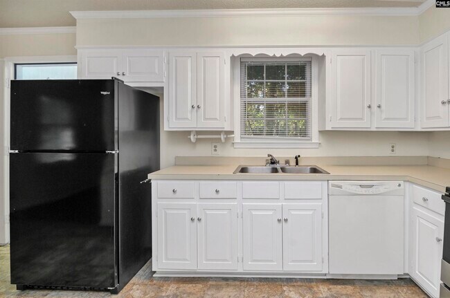Building Photo - 1808 Lowder Dr