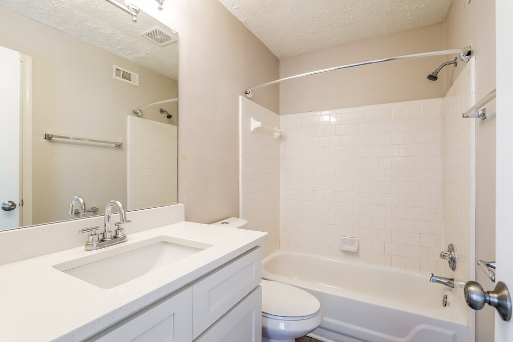 Building Photo - 1212 Shade Ct