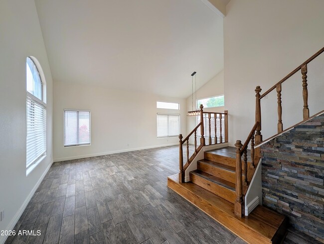 Building Photo - 1836 E Aspen Way