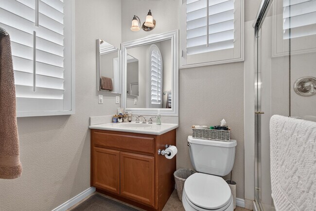 Building Photo - 61414 Topaz Dr