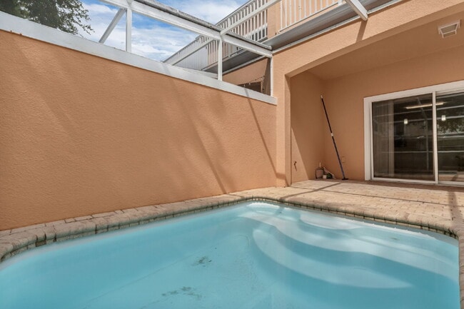 Building Photo - 3-Bedroom Townhome with Private Pool | Mas...