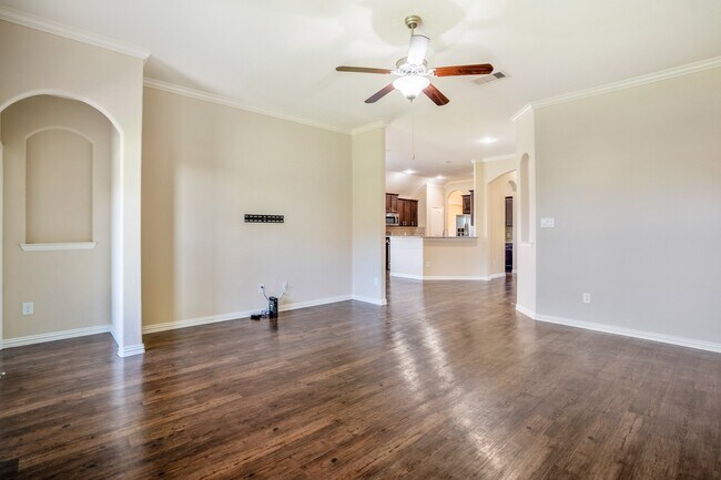 Building Photo - 20715 Redbud Rain Dr