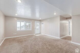 Building Photo - 1278 E 530 N