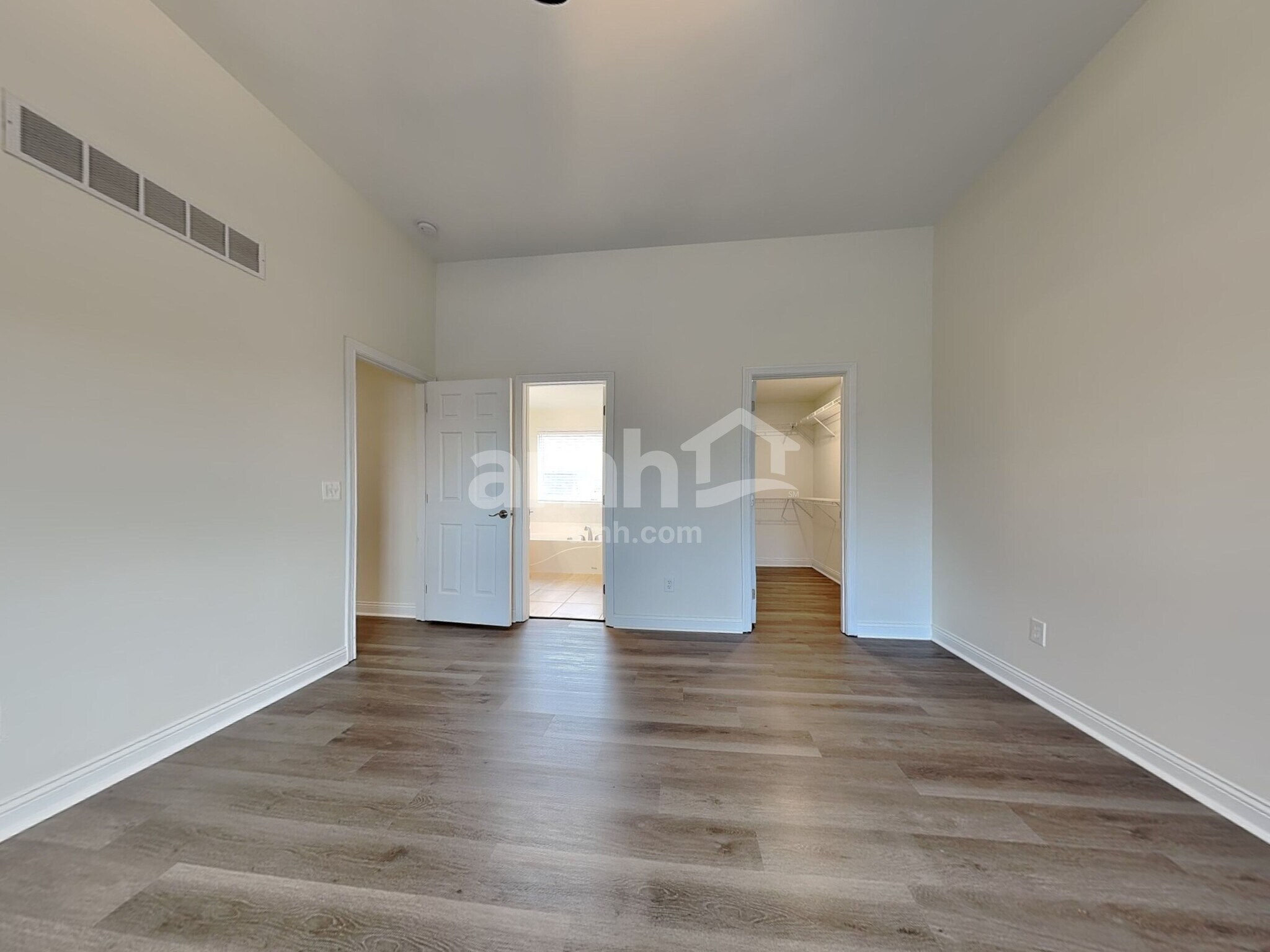 Building Photo - 2243 Bluegrama Dr