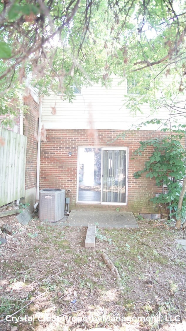 Building Photo - Large 2 bed 1.5 bath in Christiana School ...