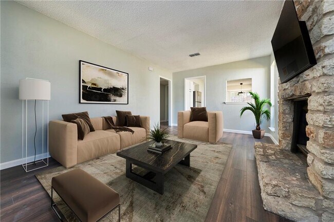 Building Photo - 902 Fieldwood Dr