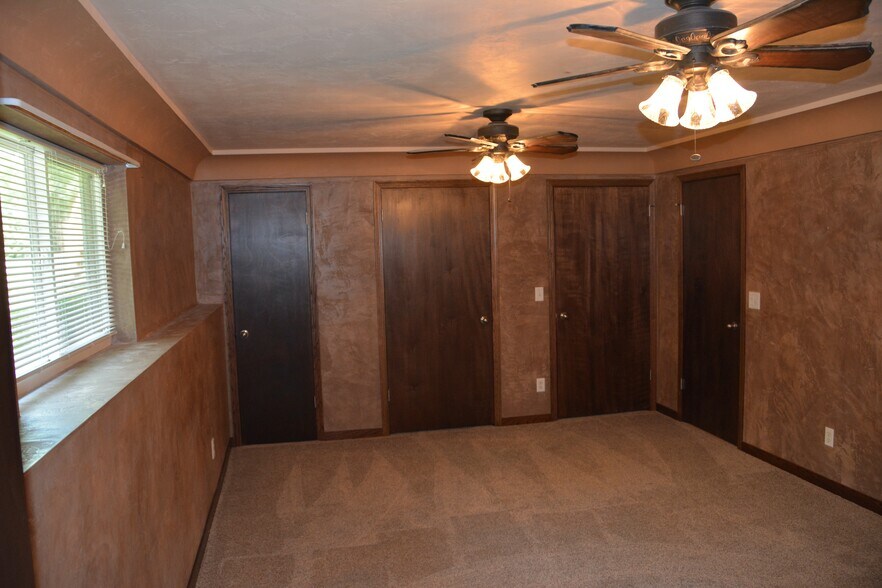 Building Photo - 327 Cordy Lane