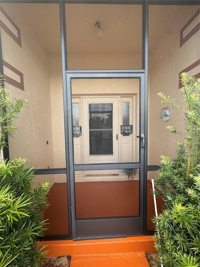 Building Photo - 929 Devonshire Way