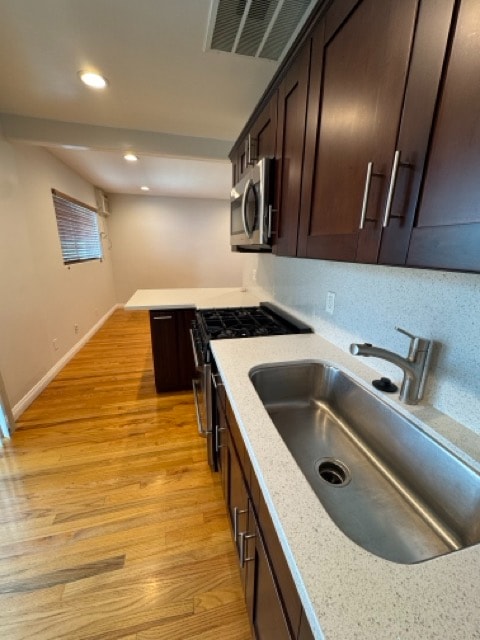 Building Photo - 5567 Inglewood Blvd