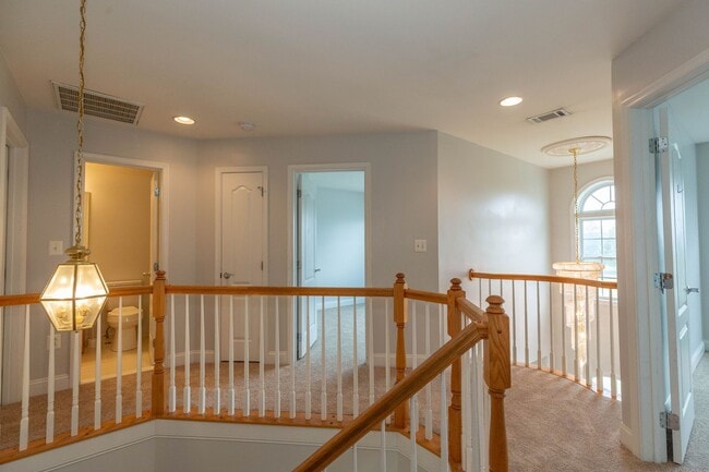 Building Photo - 391 Sheerer Dr