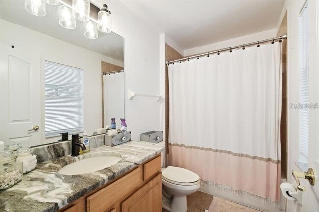 Building Photo - 199 Pine St