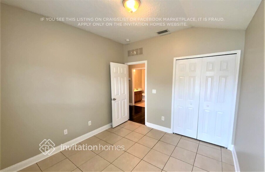 Building Photo - 3155 Wandering Oaks Dr