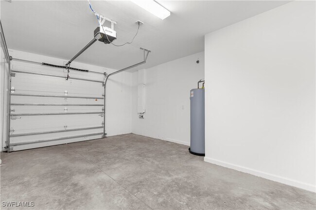 Building Photo - 27859 Solis Grande Dr