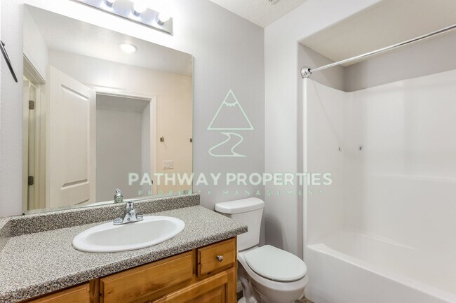 Building Photo - Discover Your Dream Home In Eagle Mountain...