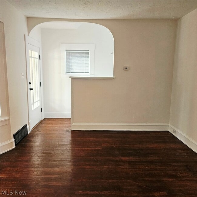 Building Photo - 3110 W 111th St