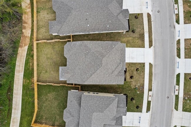 Building Photo - 322 Windy Reed Rd