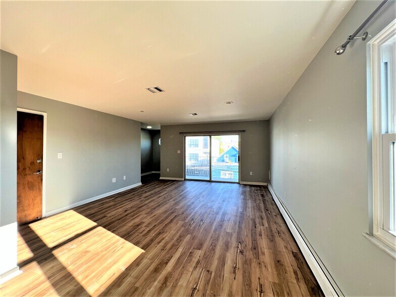 Living - 6501 Durham Ave
