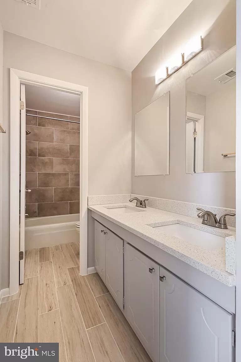 Building Photo - 2143 Colts Neck Ct