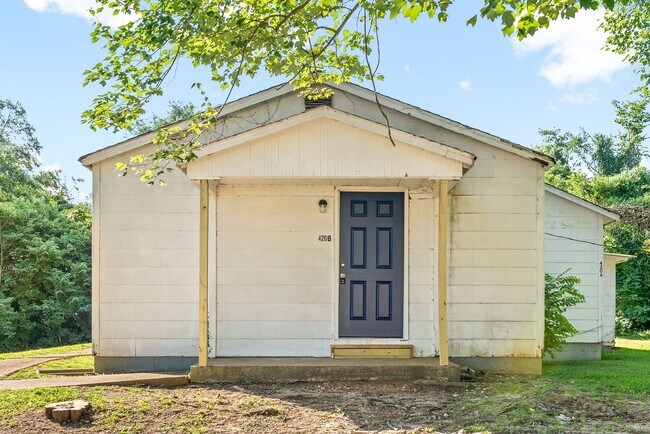 Building Photo - Lafayette Road-420