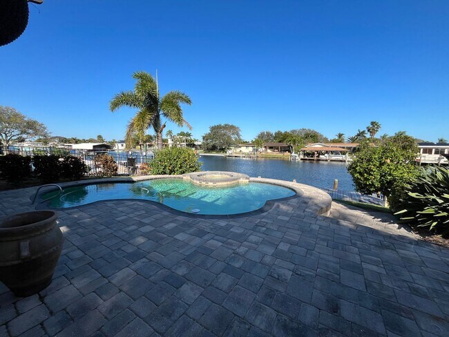 Building Photo - 415 Aruba Ct