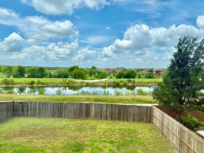 Building Photo - House in SE Austin Near Airport and Tesla!