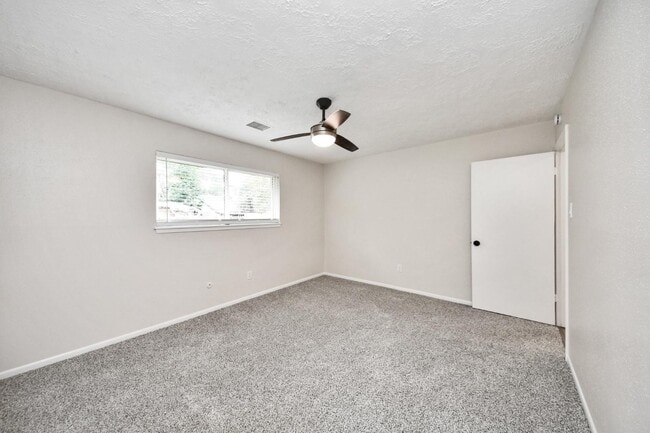 Building Photo - 3510 Willie Way