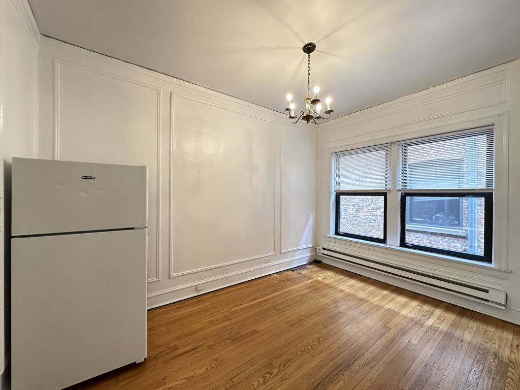 Building Photo - 1036 Dempster St