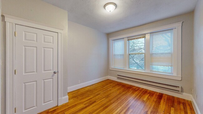 Building Photo - 12 American Legion Hwy