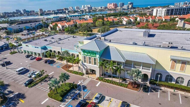 Building Photo - 400 Island Way