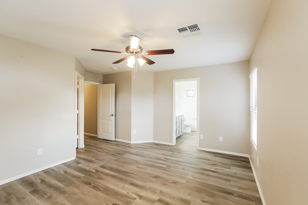 Building Photo - 1607 W Nancy Ln