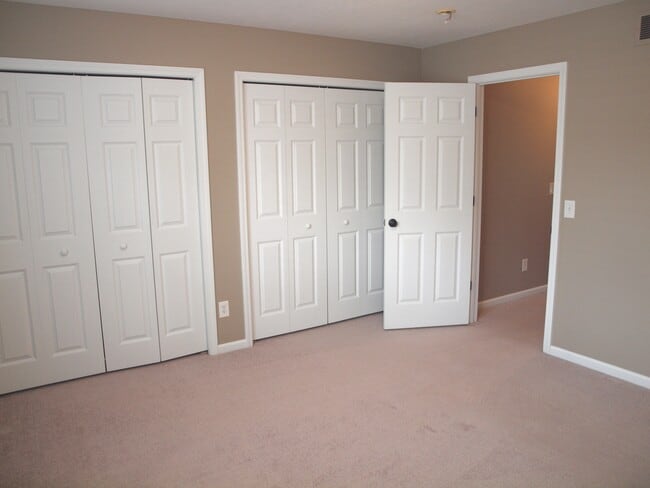 Building Photo - 834 34th St NW