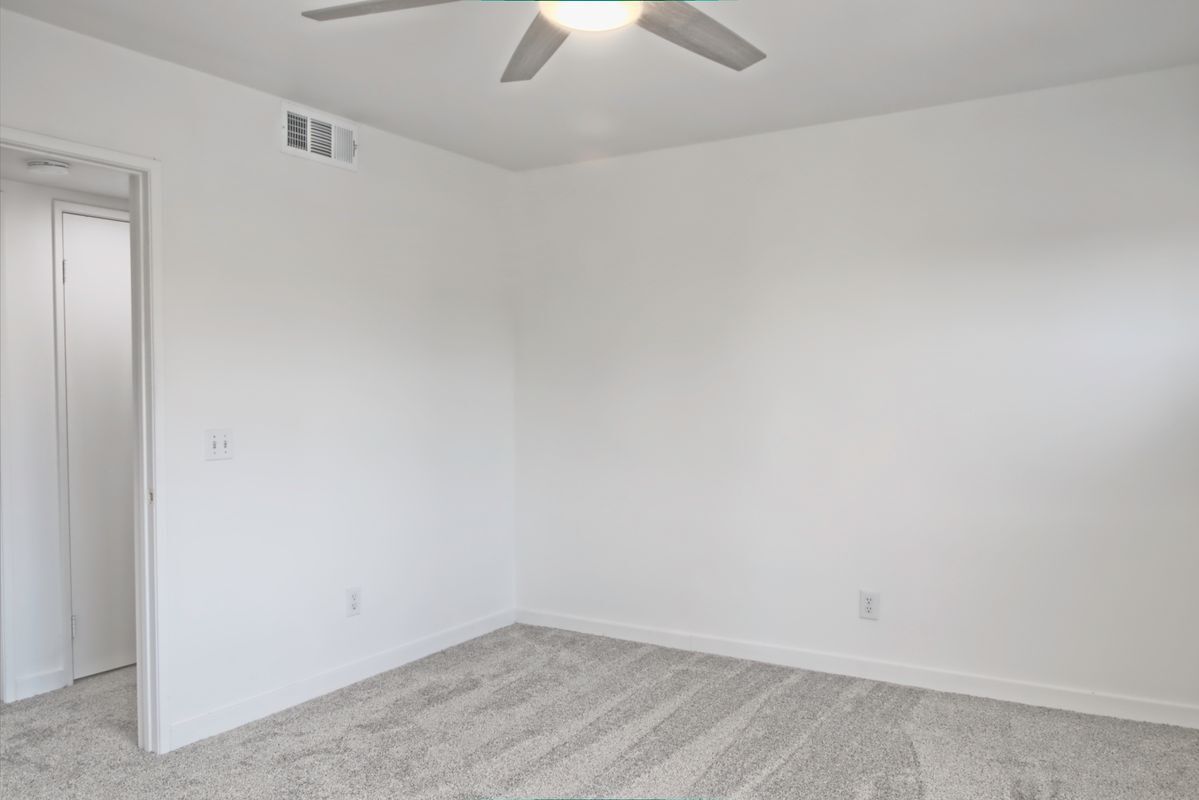 Building Photo - 73969 Olive Ct
