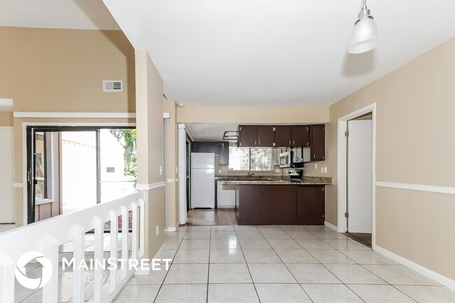Building Photo - 6621 Fort Pierce Blvd