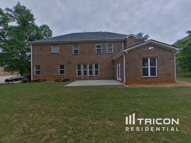 Building Photo - 105 Jaclaire Ln