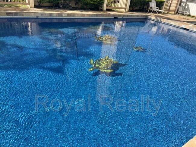 Building Photo - 1060 Kamehameha Hwy