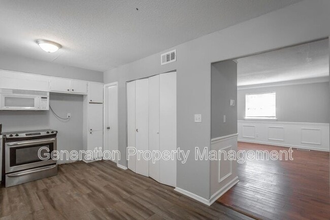 Building Photo - 1407 Mana Ln