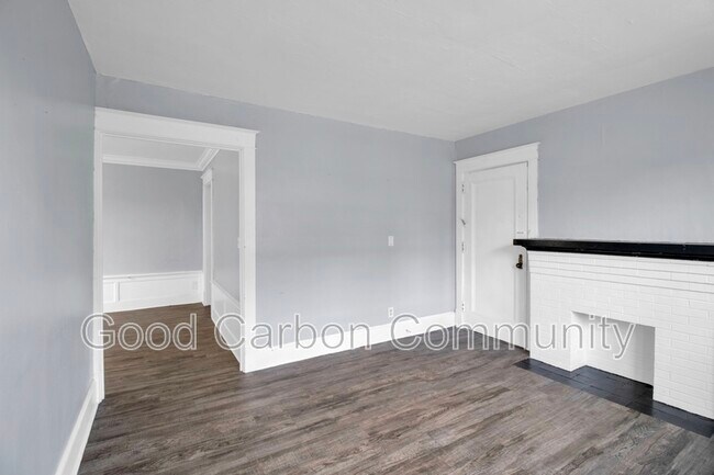 Building Photo - 7 E Depew Ave