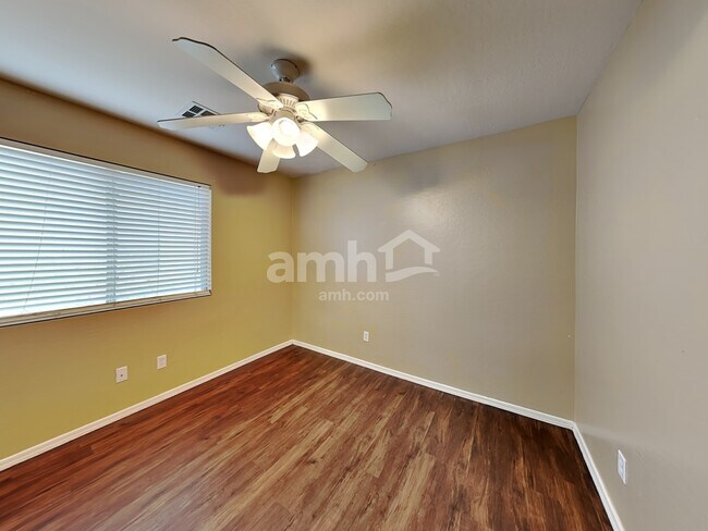 Building Photo - 2071 S 155th Dr