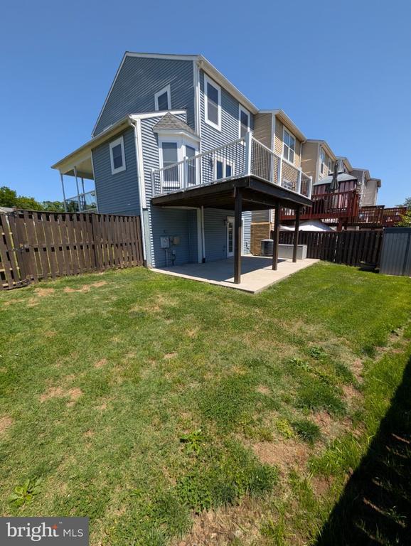 Building Photo - 15300 Gunsmith Terrace