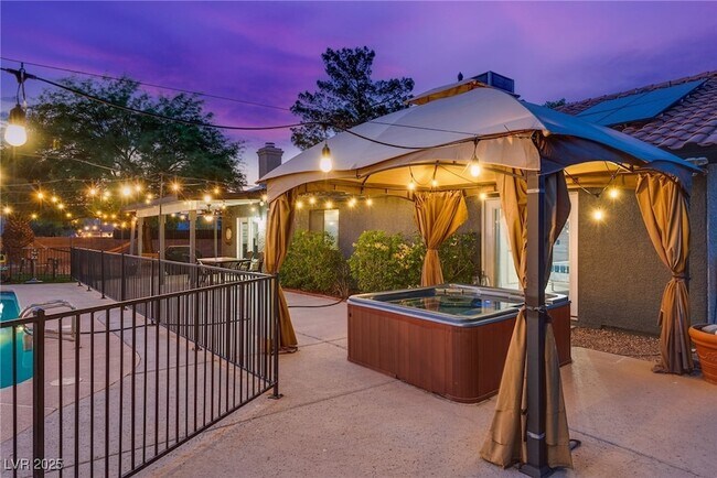 Building Photo - 6521 Monterey Vista Ct