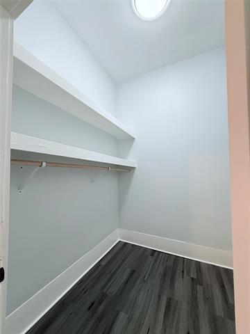 Building Photo - 1326 W Sears St