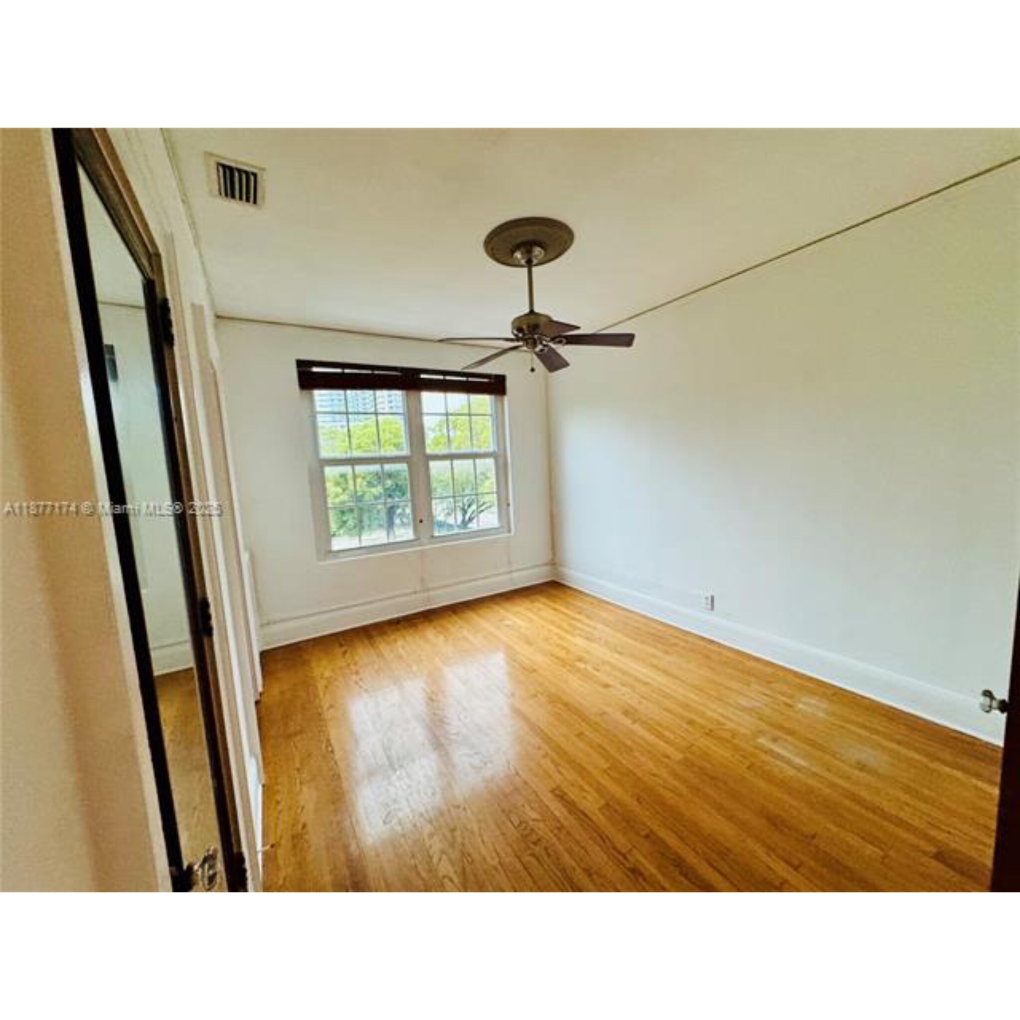 Building Photo - 3224 Biscayne Blvd