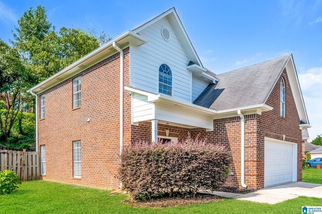 Building Photo - 291 Springdale Dr