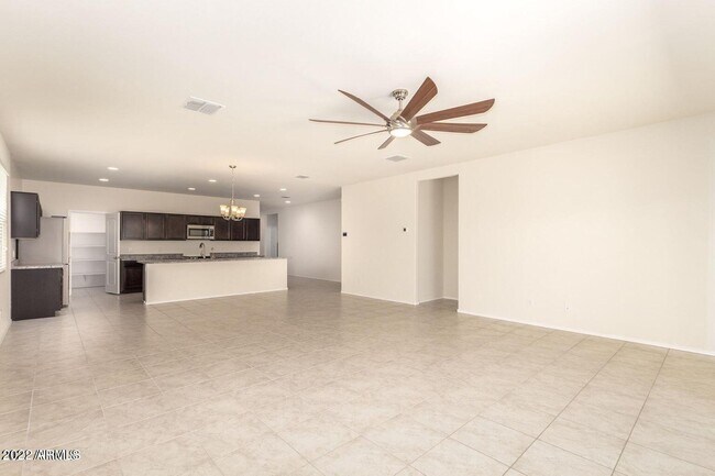 Building Photo - 2413 E San Gabriel Trail