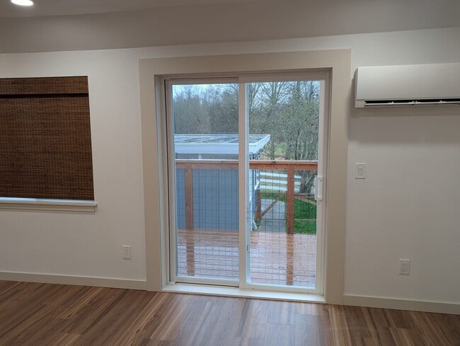 Building Photo - 16766 Blodgett Rd