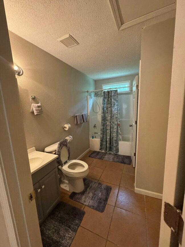 Building Photo - 2489 Charlene Ct